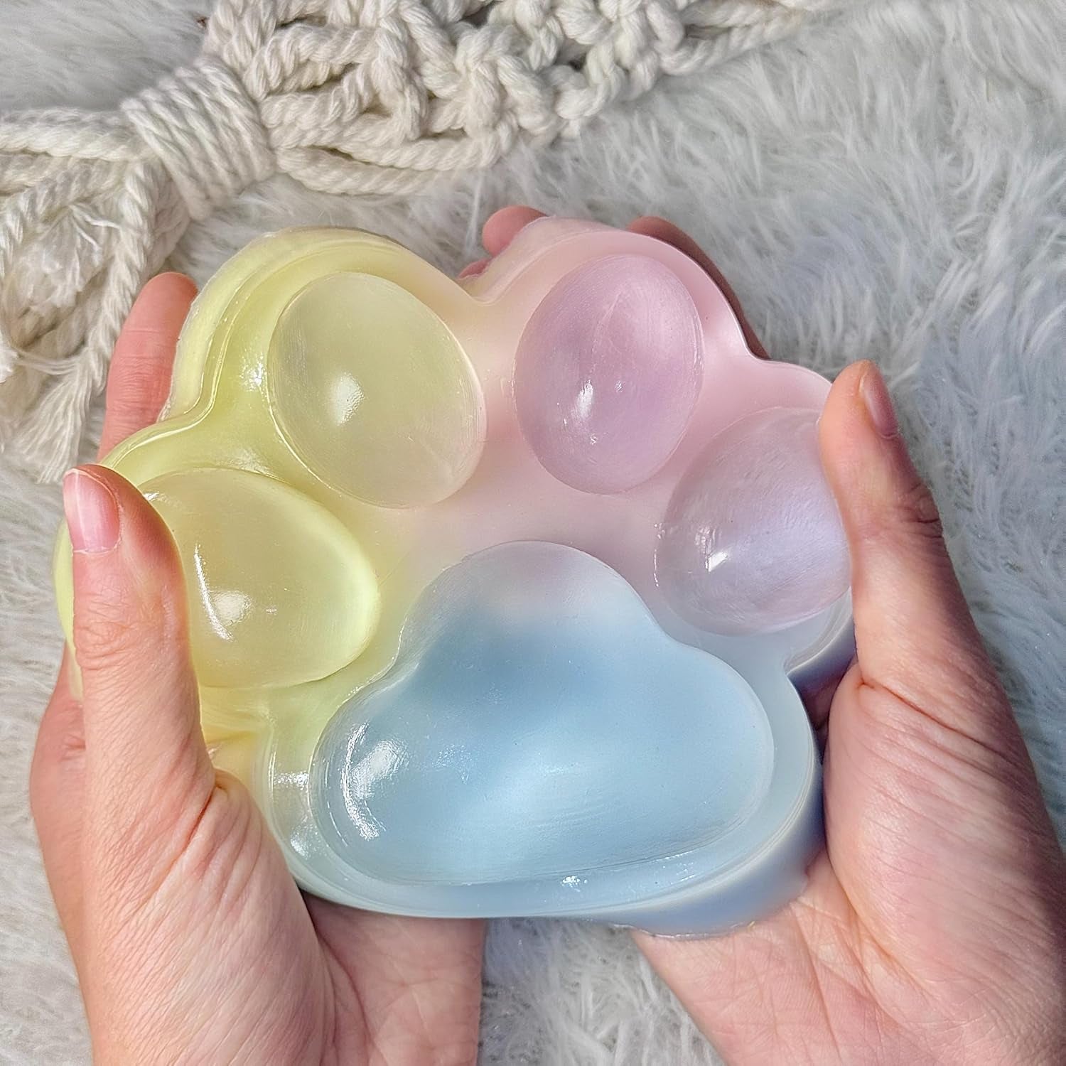 Big Taba Squishy Cat Paw