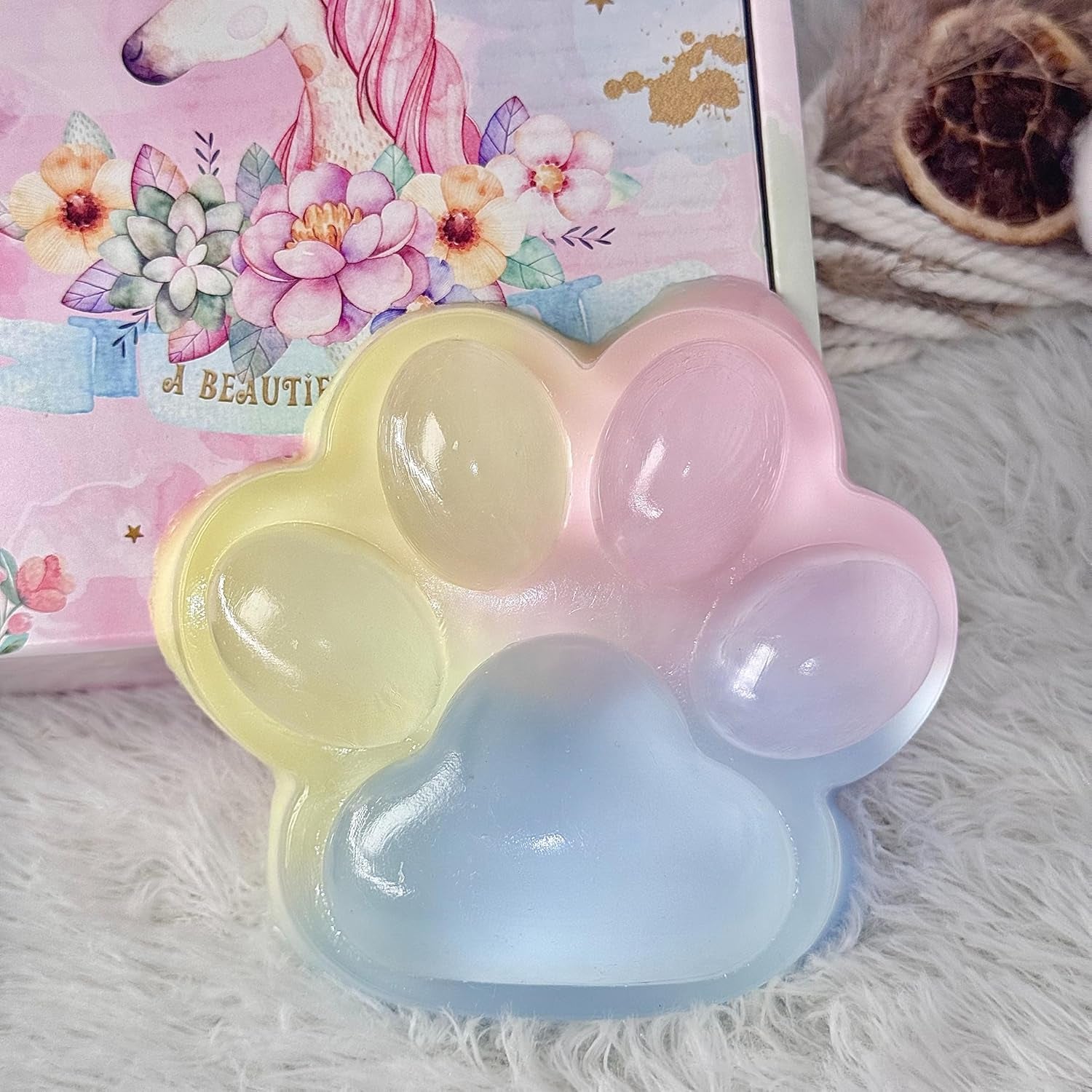 Big Taba Squishy Cat Paw